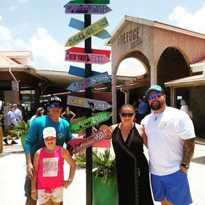 Meet your Posher, Denise